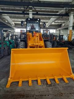 picture-7b8ed-cdm835-41-width-1000-format-jpeg-jpegquality-90